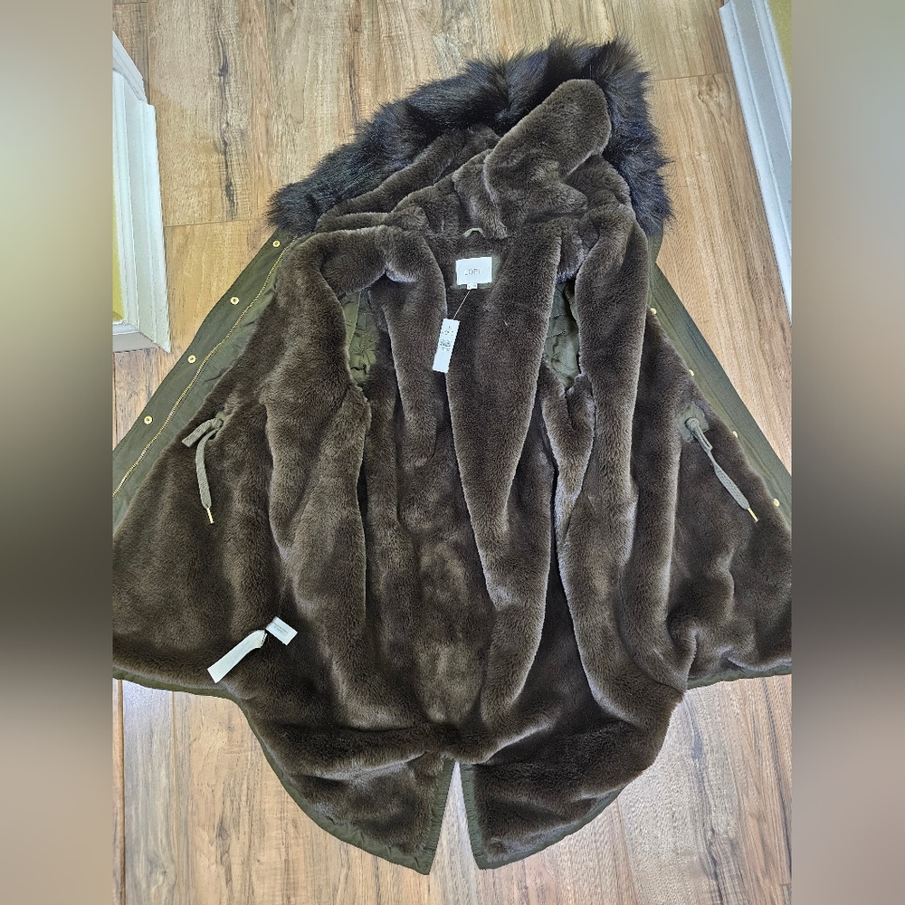 🎉HOST PICK🎉LOFT Modern Parka, size S - Picture 3 of 10